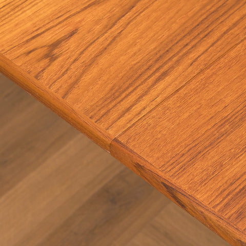 Danish round dining table in teak, model 55, by Omann Jun