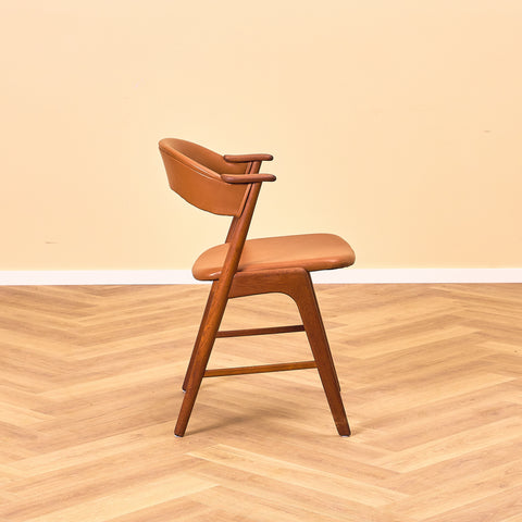 Danish dining chairs in solid teak, model 32 by Kai Kristiansen for Korup Stolefabrik