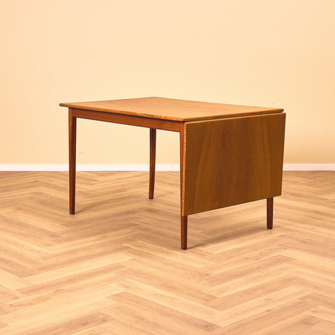 Danish rectangular dining table in teak