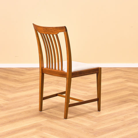 Swedish dining chairs in walnut, model 'Vindö' by Svante Skogh for Balders Snickeri