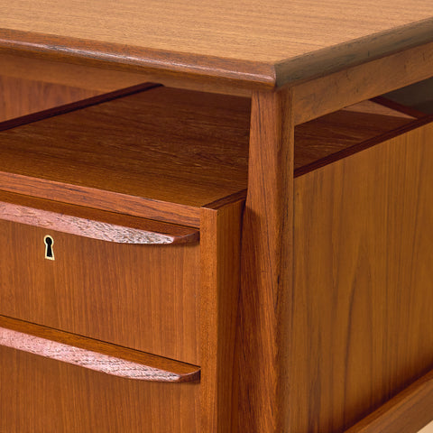 Danish writing desk in teak by Gunnar Nielsen Tibergaard