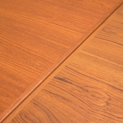 Danish rectangular dining table in teak and oak