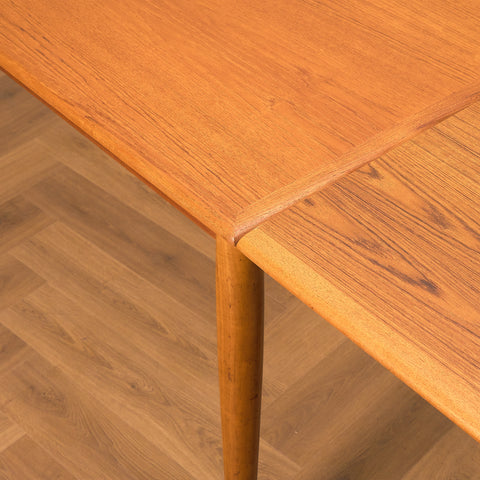 Danish dining table in teak and beech