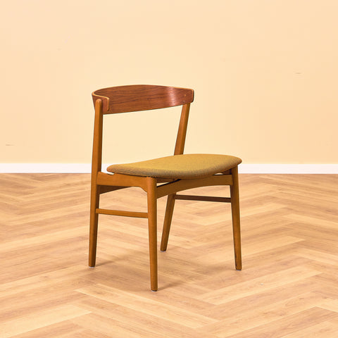 Danish set of 6 dining chairs 'model 206' by Thomas Harlev for Farstrup