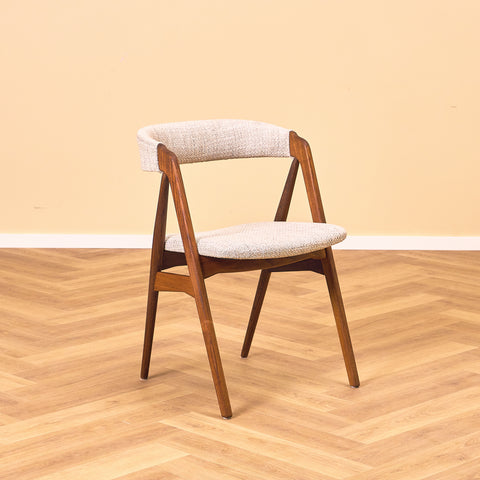 Danish set of 4 dining chairs 'model 205' by Thomas Harlev for Farstrup