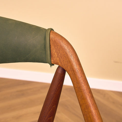 Danish dining chairs in teak, model 31 by Kai Kristiansen