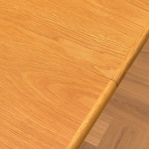 Danish oval dining table in oak by Skovby Møbelfabrik