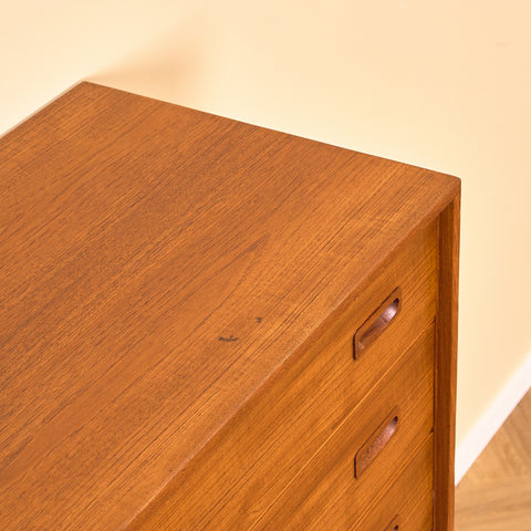 Danish chest of drawers in teak
