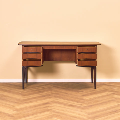 Danish writing desk in teak