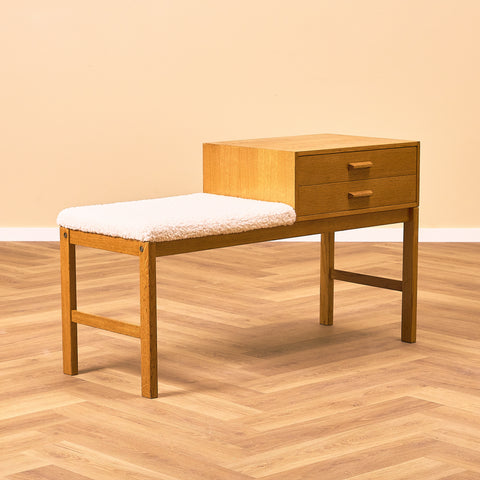 Swedish hall bench in oak