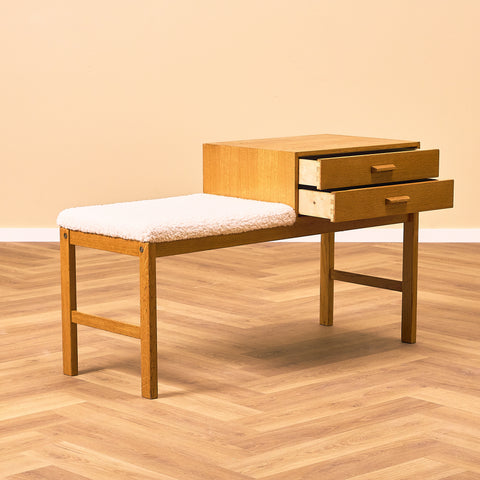 Swedish hall bench in oak