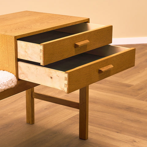 Swedish hall bench in oak