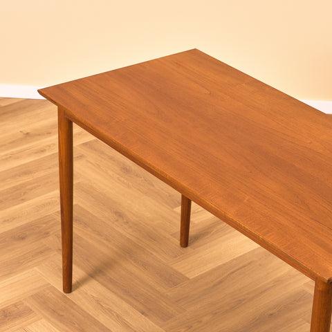 Danish table in teak by H. Sigh & Søn Spøttrup