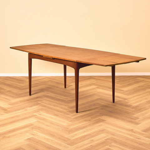 Danish rectangular dining table in teak by Uldum møbelfabrik