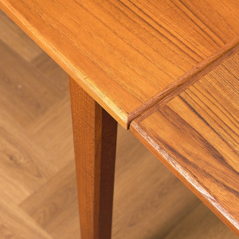 Danish dining table in teak
