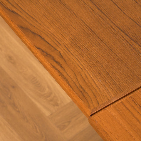 Danish dining table in teak