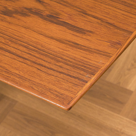 Danish dining table in teak