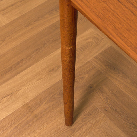 Danish dining table in teak