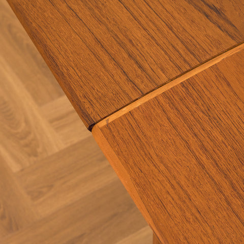 Danish dining table in teak