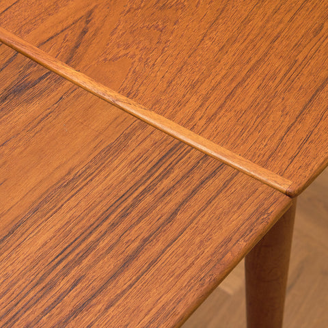 Danish dining table in teak