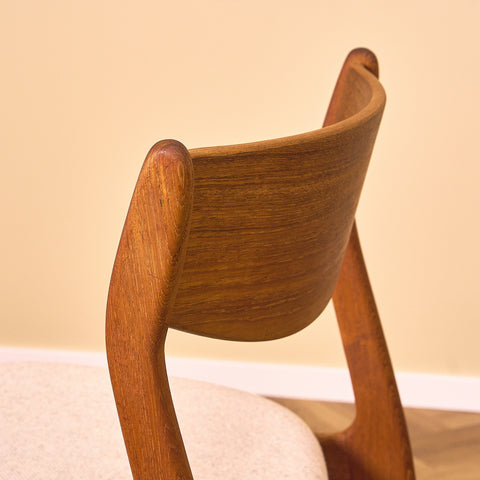 Danish dining chairs in teak by P.E. Jørgensen for Farso Stolefabrik
