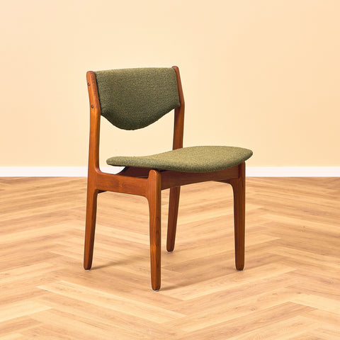 Danish dining chairs in teak by Platinumliving Furniture