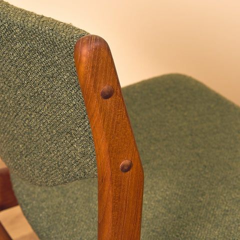 Danish dining chairs in teak by Platinumliving Furniture