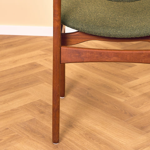 Danish dining chairs in teak by Platinumliving Furniture