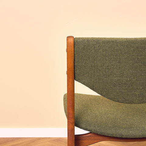 Danish dining chairs in teak by Platinumliving Furniture