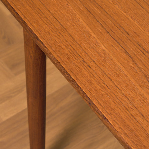 Danish dining table in teak