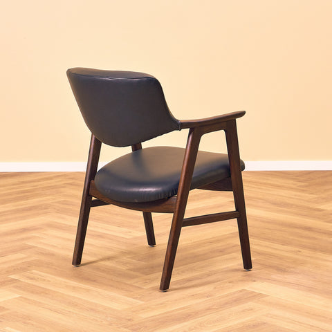 Danish dining armchairs in Santos rosewood by Erik Kirkegaard for Høng Stolefabrik