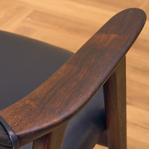 Danish dining armchairs in Santos rosewood by Erik Kirkegaard for Høng Stolefabrik