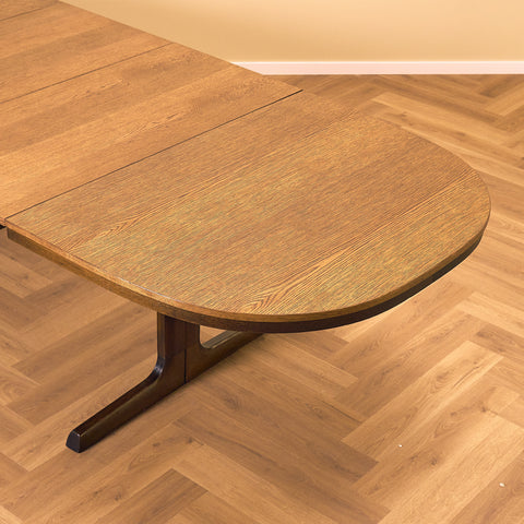 Danish oval dining table in oak by Farstrup