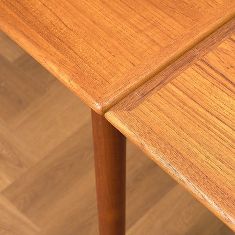 Danish dining table in teak