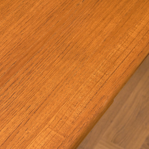 Danish dining table in teak