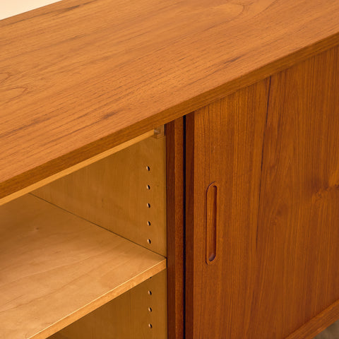 Danish sideboard in teak by Poul Hundevad