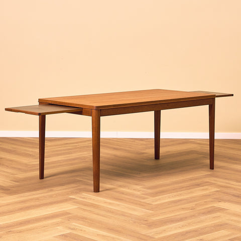 Swedish coffee table in teak, model 'Aristokrat' by Sven Engström & Gunnar Myrstrand for Bra Bohag, Tingström