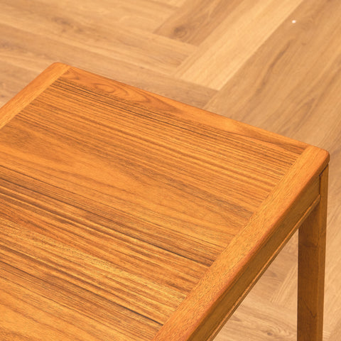 Swedish small side table in walnut, model 'Kaskad' by Sven Engström och Gunnar Myrstrand for Tingström