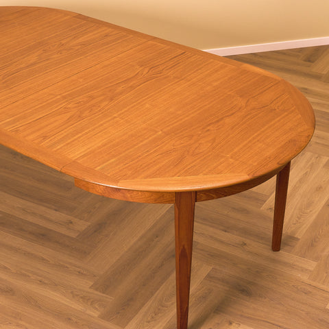 Danish round dining table in teak by Poul Martin Nielsen for Nordvestfyns Møbelfabrik
