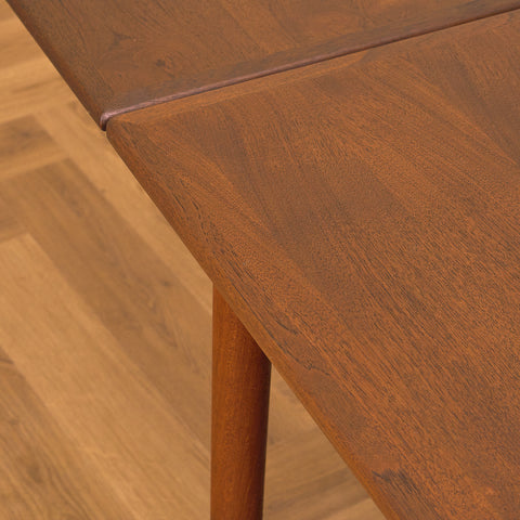 Danish dining table in teak