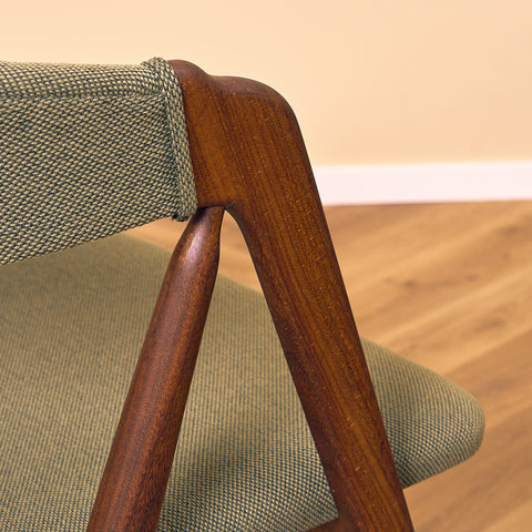 Danish set of 6 dining chairs 'model 205' by Thomas Harlev for Farstrup