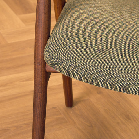 Danish set of 6 dining chairs 'model 205' by Thomas Harlev for Farstrup