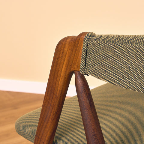 Danish set of 6 dining chairs 'model 205' by Thomas Harlev for Farstrup