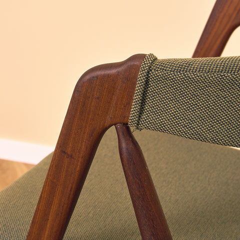 Danish set of 6 dining chairs 'model 205' by Thomas Harlev for Farstrup