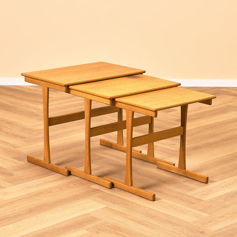 Danish set of nest of tables in oak by Vildbjerg Mobelfabrik