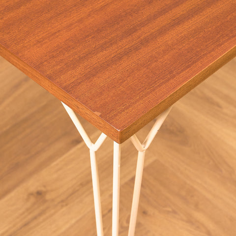 Swedish side table in mahogany by Nisse & Kasja Strinning