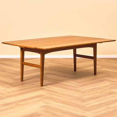 Swedish foldable coffee table in teak