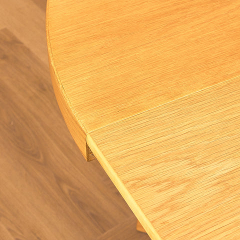 Danish round dining table in oak by V.S Andersen