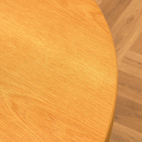 Danish round dining table in oak by V.S Andersen