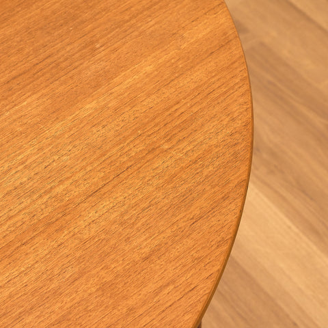 missing extension boards, hopefully will arrive with delivery, the table has a mark, Soro Mobelfabrik Danish round dining table in teak